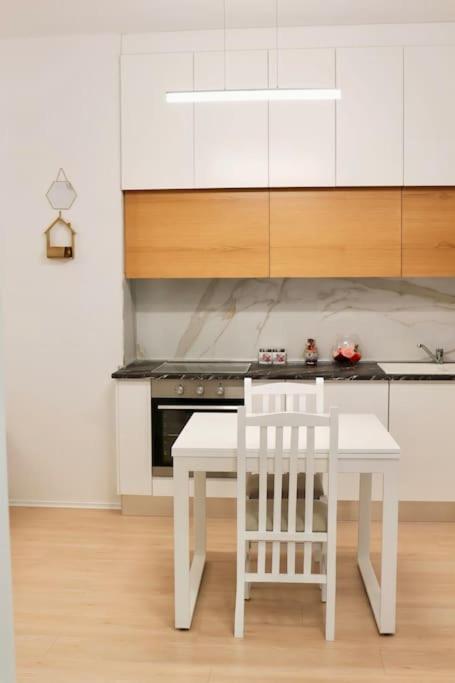Great Escape Apartamento Tirana